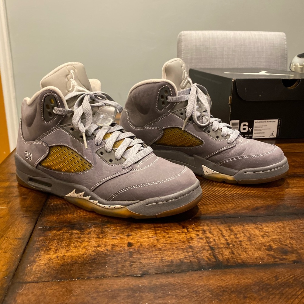 Air Jordan Wolf Grey 5 Size 6Y